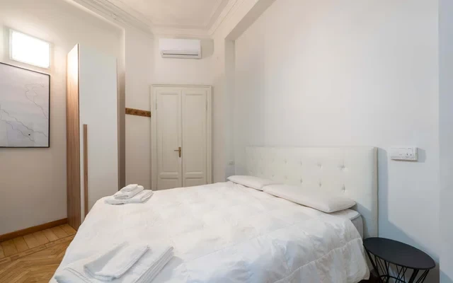 Apartment in Via Francesco Sforza, Milano for 69 m² with 2 bedrooms 2
