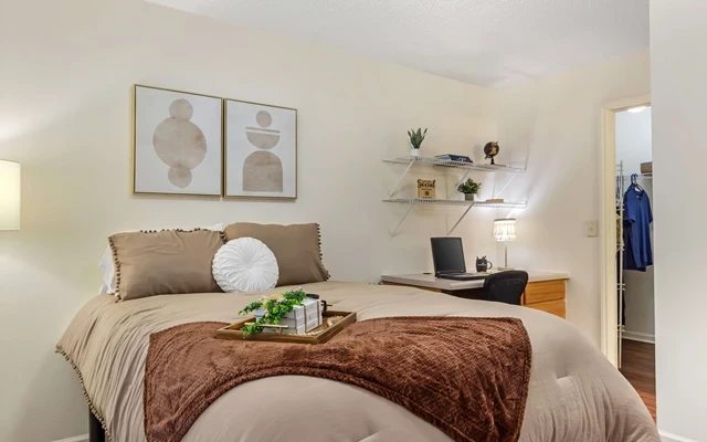 University Suites 3