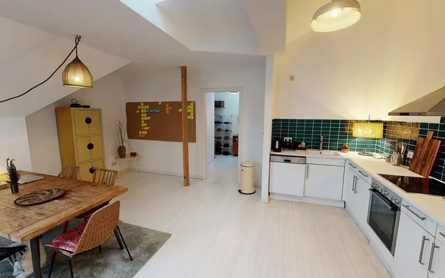 Berlin Mitte 85m2 Dachgeschoss mit Balkon 2