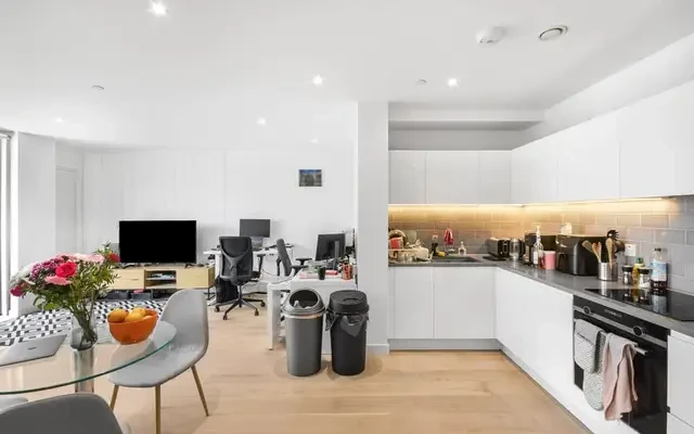 Carrick House, London E16 1