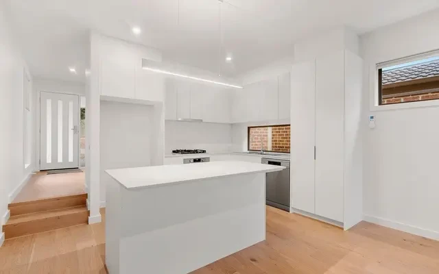 1/7 Maurine Court, Ringwood North 1