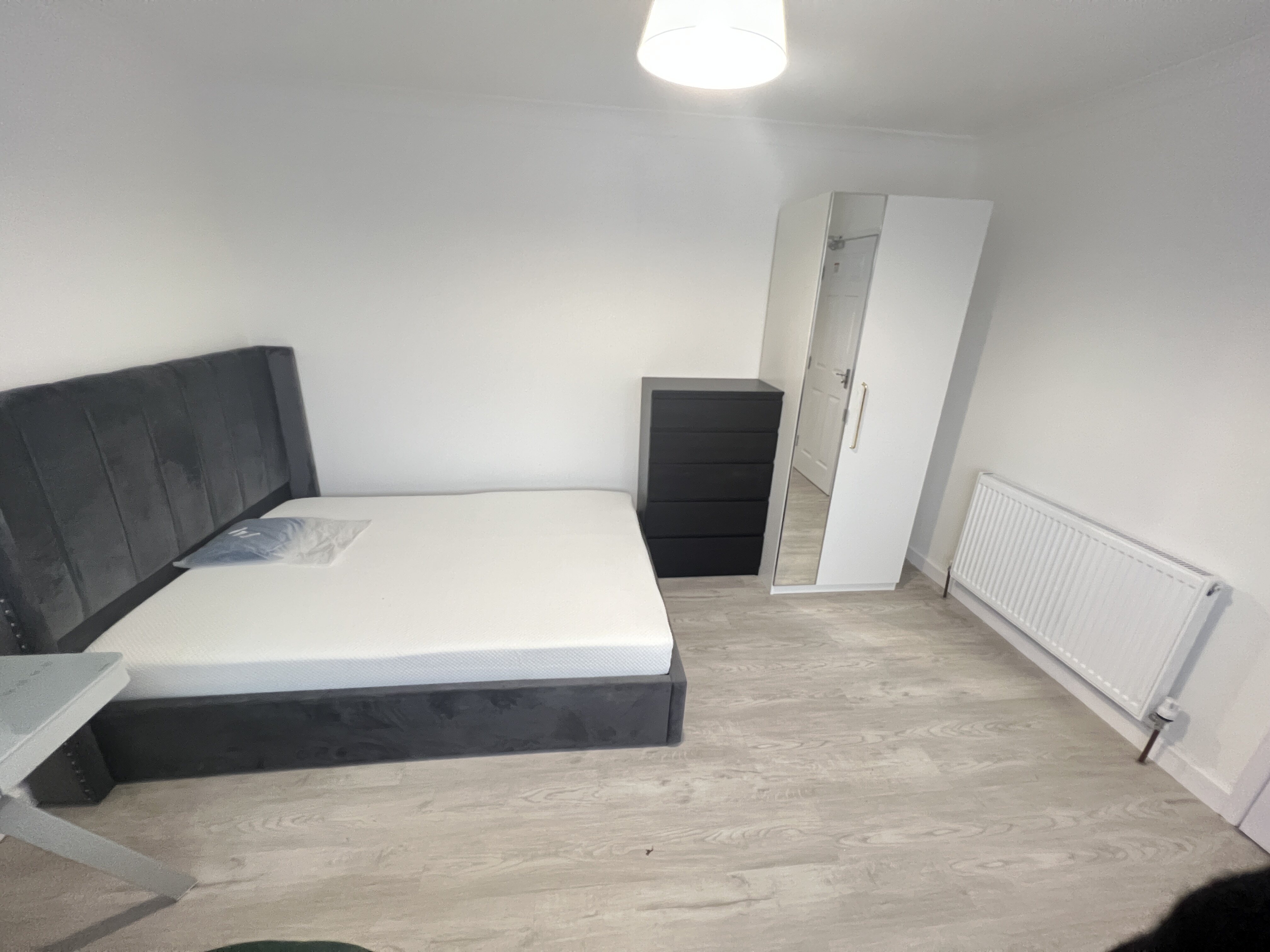 room 4