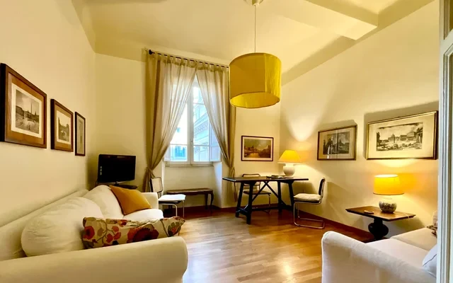 Apartment in Via di Sant'Andrea delle Fratte, Roma for 60 m² with 1 bedrooms 1