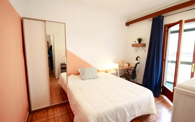 Carrer de Sicilia Barcelona 08013 Spain 4