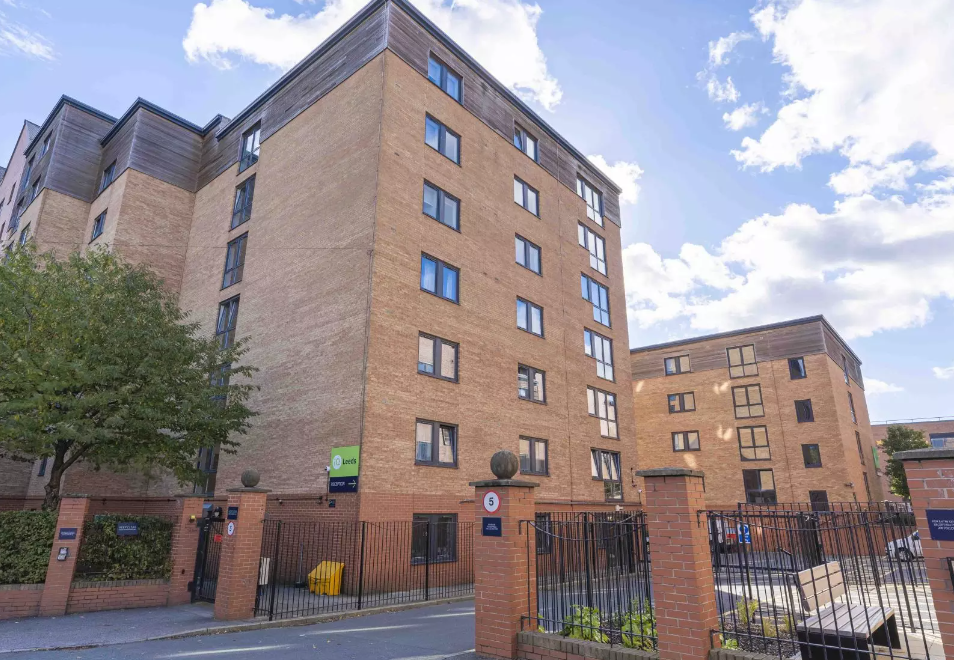iQ Leeds
