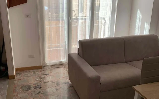 Apartment in Via Dante Alighieri, Sanremo for 41 m² with 1 bedroom 2