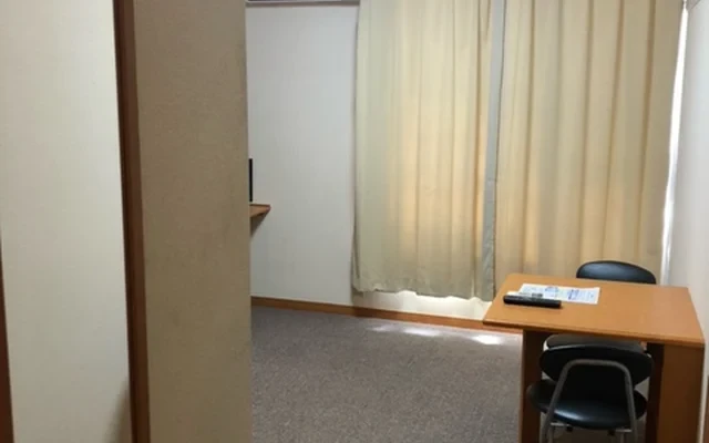 レオパレスハーモニー八田 - ที่พักนักศึกษาในเมืองนามัลปุส - 202号房间(带独立厨房)