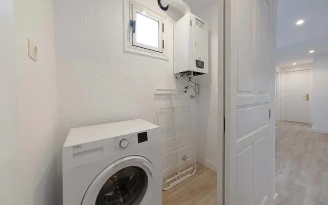 Calle Carranza 10ES-15-007-003H 3