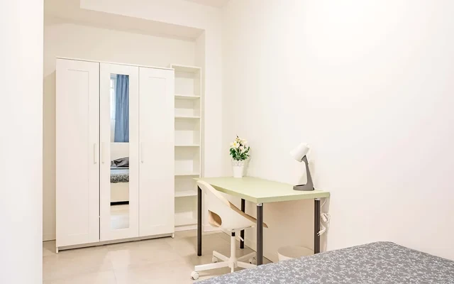 VIA CANDIANI 101 <br> PRIVATE ROOM S1 2