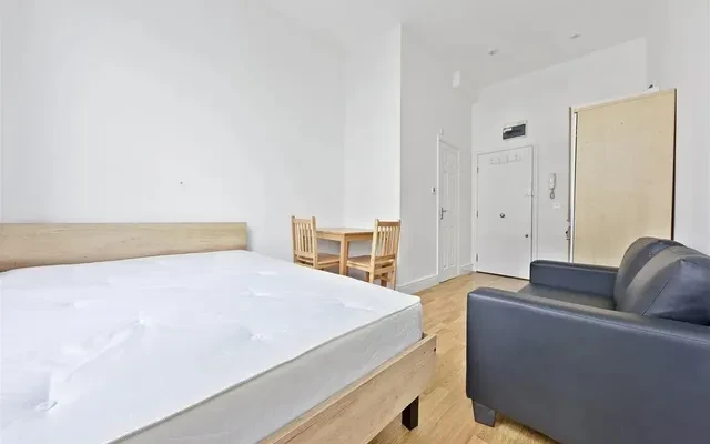 LH-Collingham Place, South Kensington 1