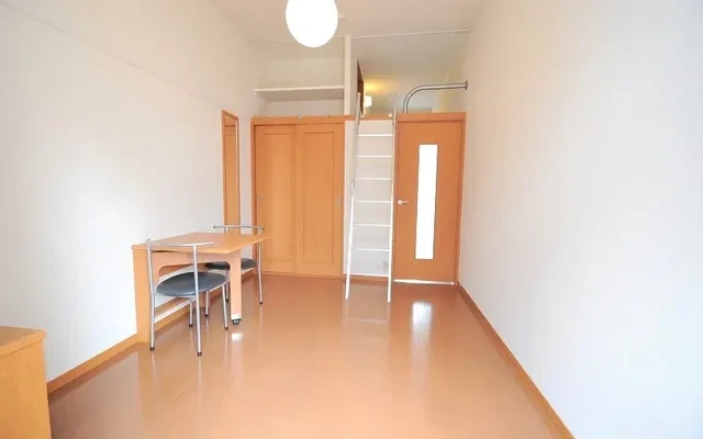 Leopalace Clair Higashikasai 2