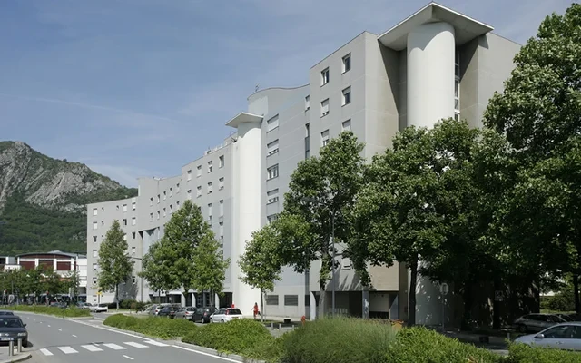 les estudines Marie-Curie 1