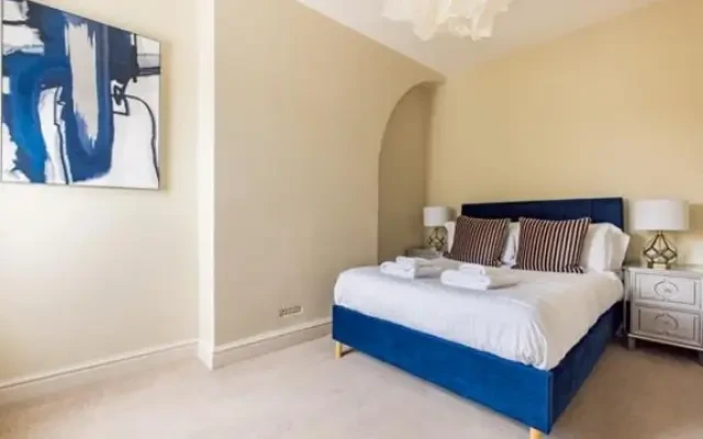 Salisbury Residences 3