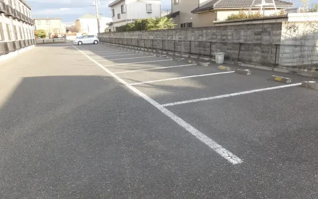 レオパレスミヤ 3