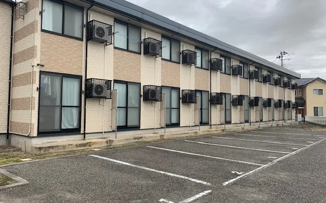 レオパレスリベール - 鶴岡市の学生向け宿泊施設