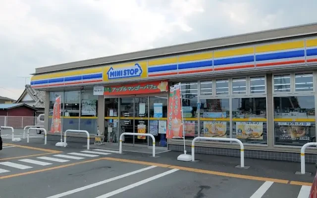 レオパレスクレール 1