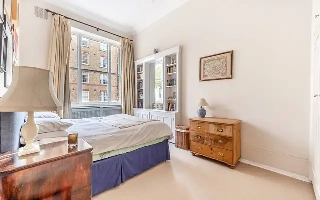 Earl's court, Earls Court, SW5 1