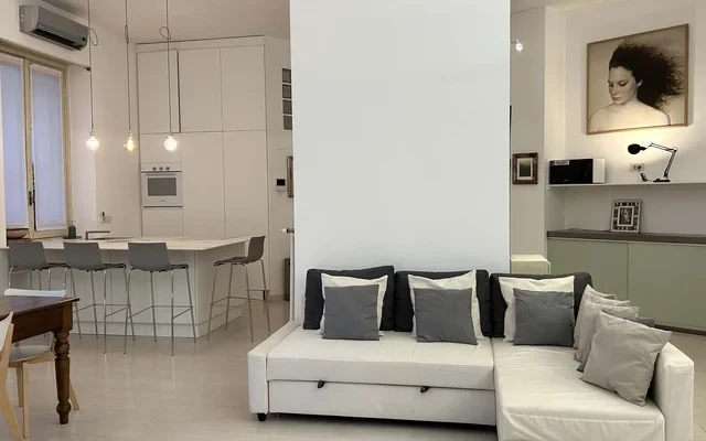Appartamento in Via Claudio Monteverdi, in zona Buenos Aires 0