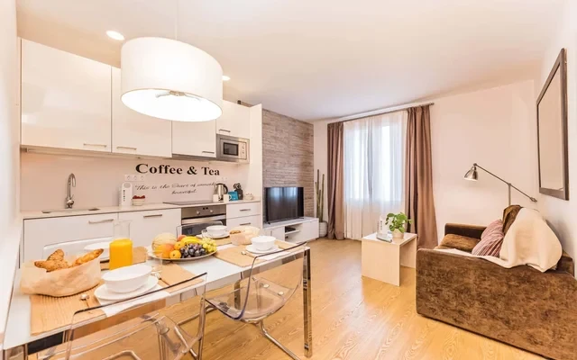 Villarroel 422 0
