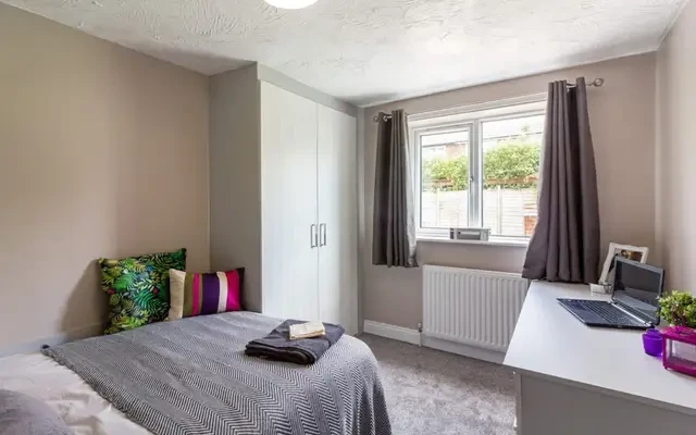 Langdale Avenue 26667# 3