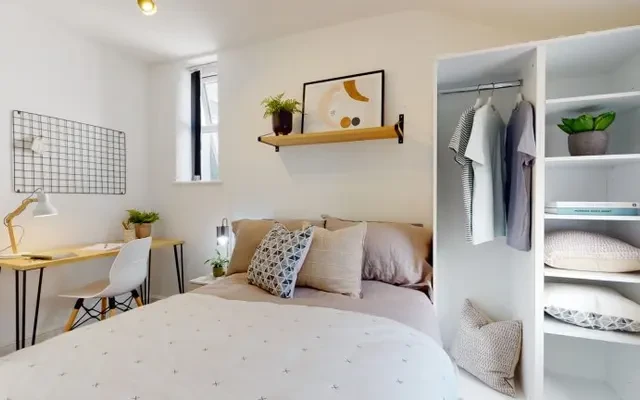 Uttoxeter New Road 4