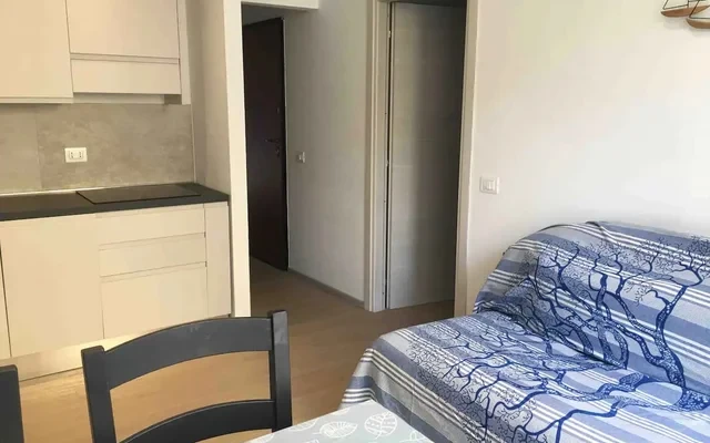 Appartamento piano terra con posto auto 1