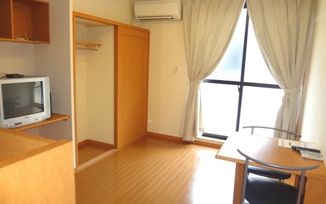 レオパレスパークサイド 4