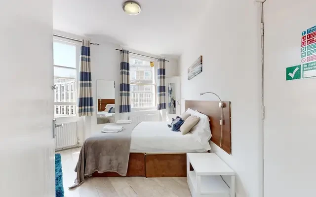 Knaresborough Place, Earls Court 1