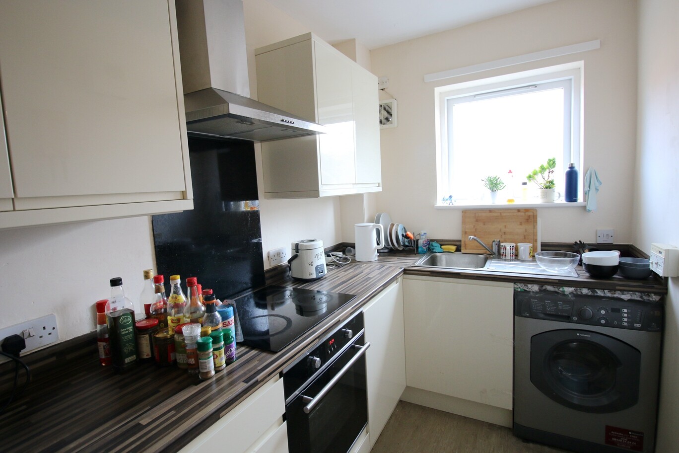 Broomspring Close D