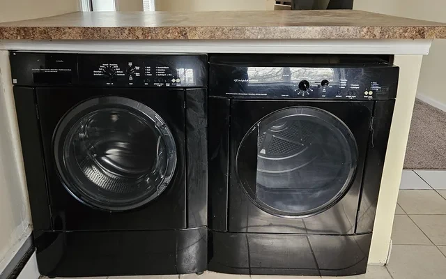 UCA - 3940 Pine Street 3