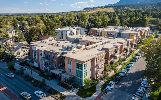 Saga Boulder 0