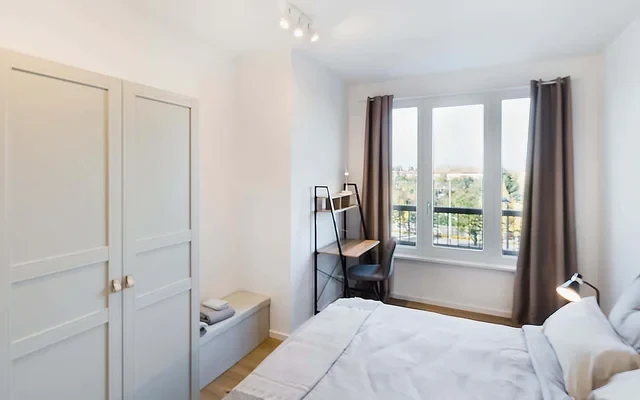 Fully furnished 2 room luxurious flat in Prenzlauerberg with Balcony 4
