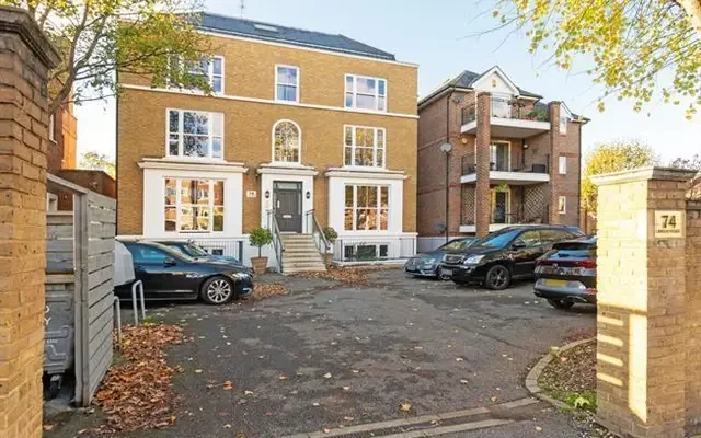 Putney Hill, Putney, London, SW15 6RB 0