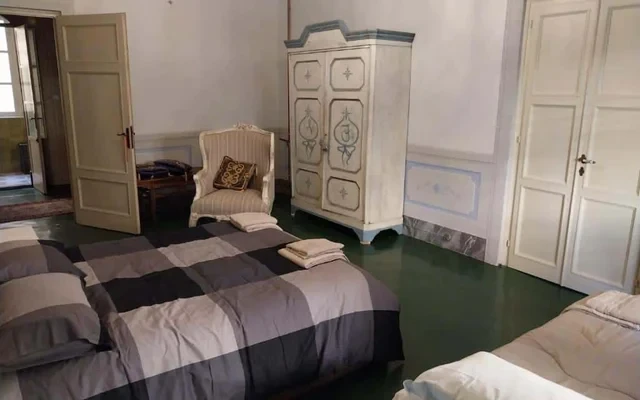 Appartamento in Via Guinigi, Lucca di 270 m² con 3 camere 2