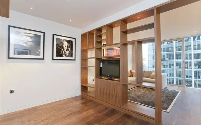 The Heron, EC2Y 4
