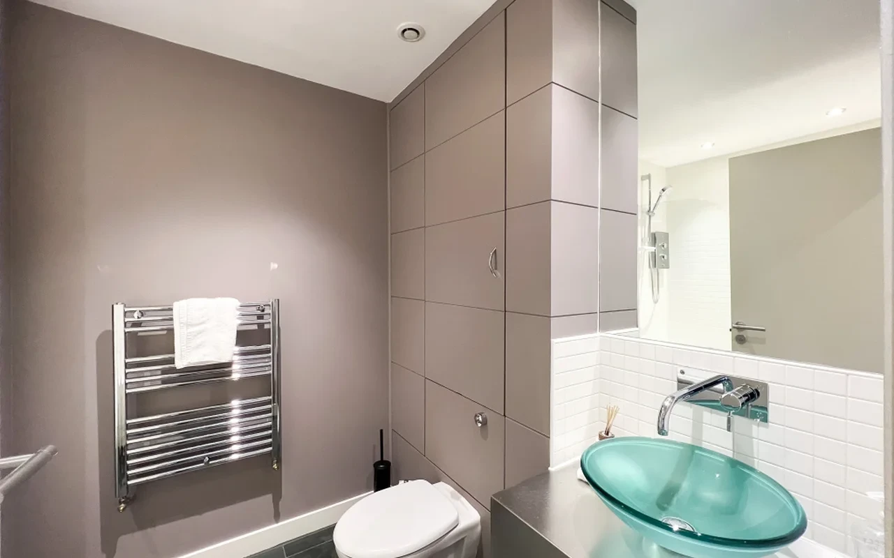 Lovely Spacious 2 bed Apartment with Hydro Views undefined
