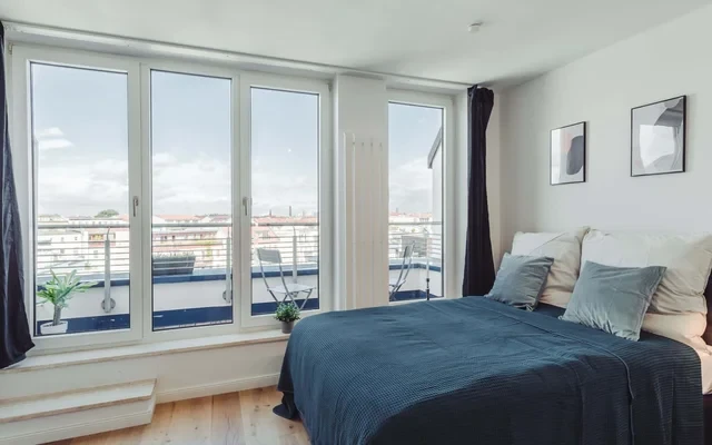 Modern one-bedroom-apartment with a uniqe view over Berlin 2