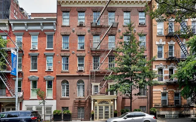 213-215 West 13th Street 0