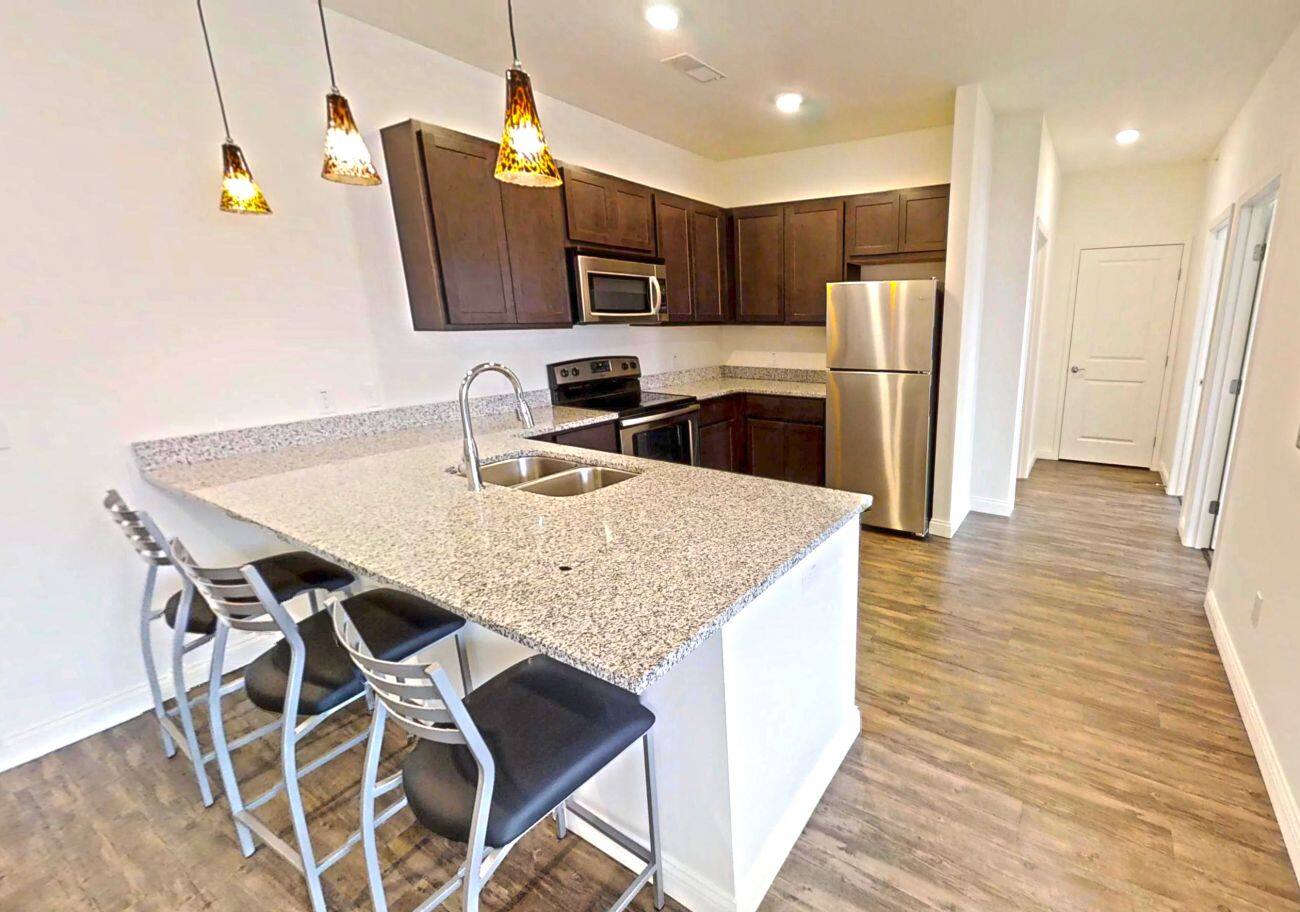 3 Bedrooms, 2 Bathrooms