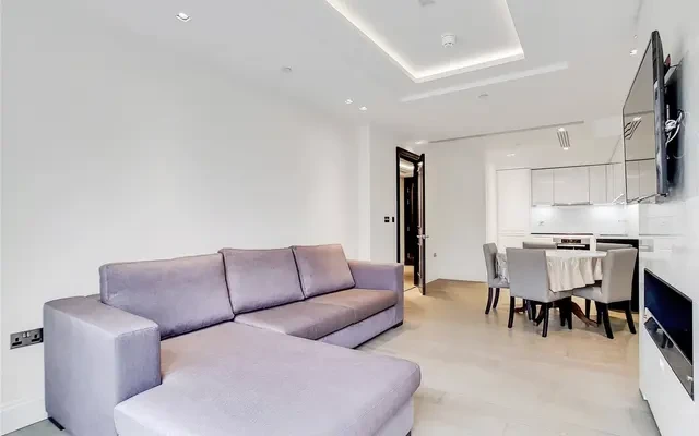 385 Kensington High Street Kensington W14 1