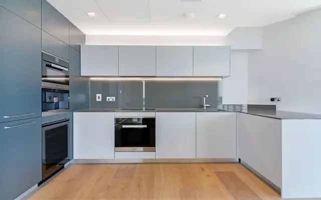Duchess Walk, One Tower Bridge, London, SE1 2SA 2