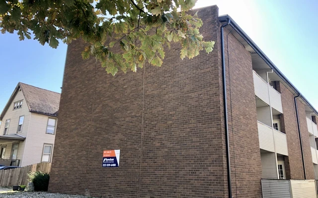59 E. John St. 0