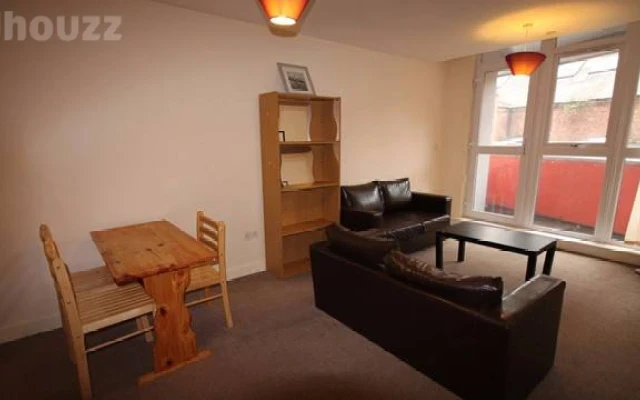 The Modern 2 Bed Flat 1