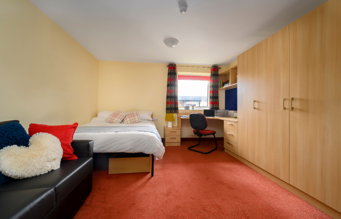 5 Bedroom Apartment – Deluxe Room