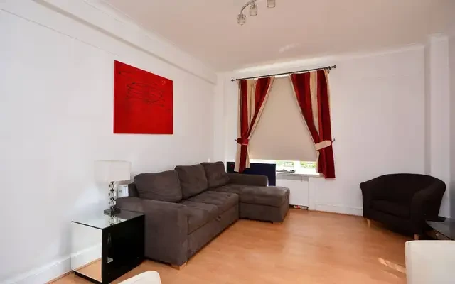 Chesterfield Gardens, Mayfair, W1J 2