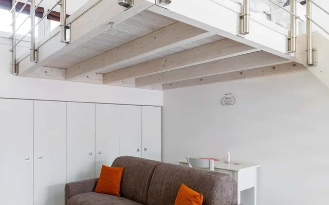 Sant'Isaia 78 - Cozy Mezzanine Apartment 2
