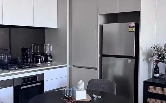 628 Flinders Street 4