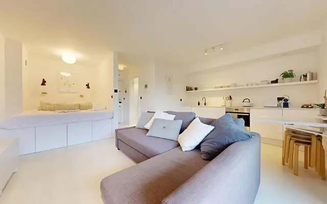 Cromwell Road, Earls Court, London 4