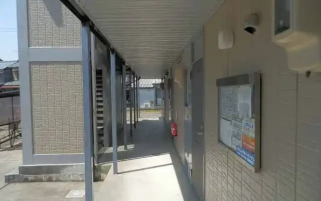 レオパレスジュネス 1