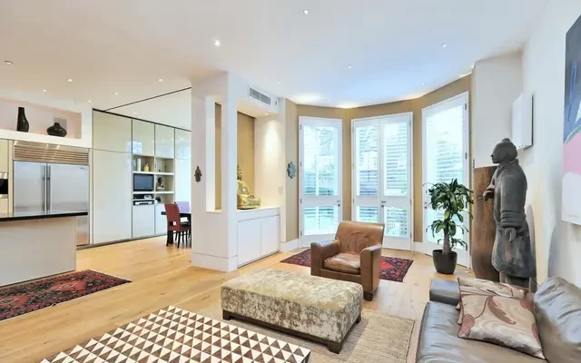 Elsworthy Road, Primrose Hill, London, NW3 3DJ 1